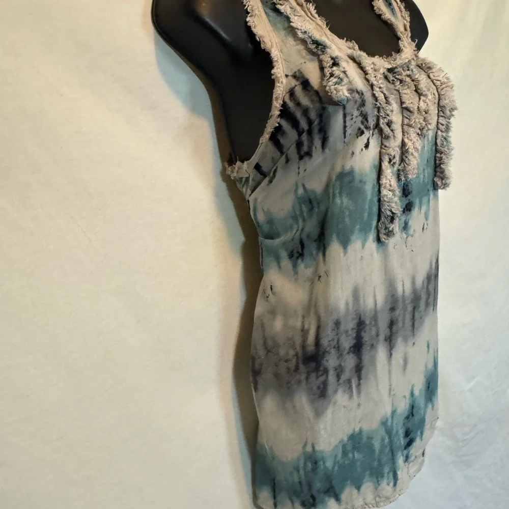 C-173 Ya Los Angeles Cream Teal & Black Ruffled Racer Back Hi Lo Tank Top Size M